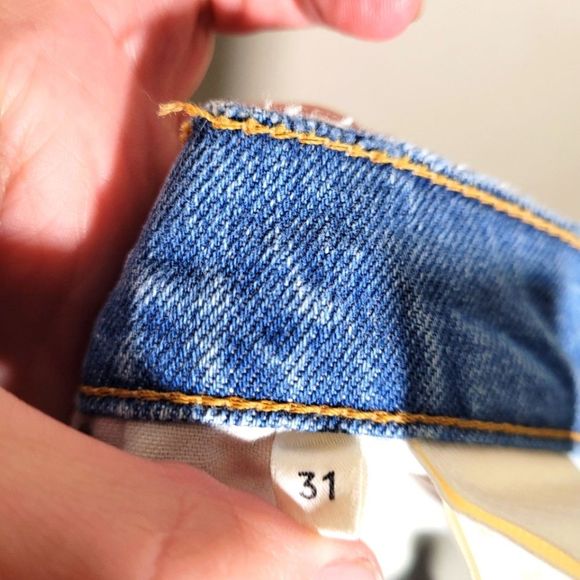 Reformation Cynthia High Relaxed - Picture 10 of 10